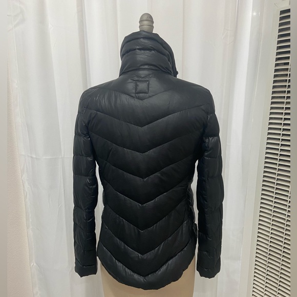 Gap Jacket - Picture 4 of 5